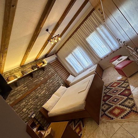 Ahmetaj Guest House Gjirokastër Exterior foto