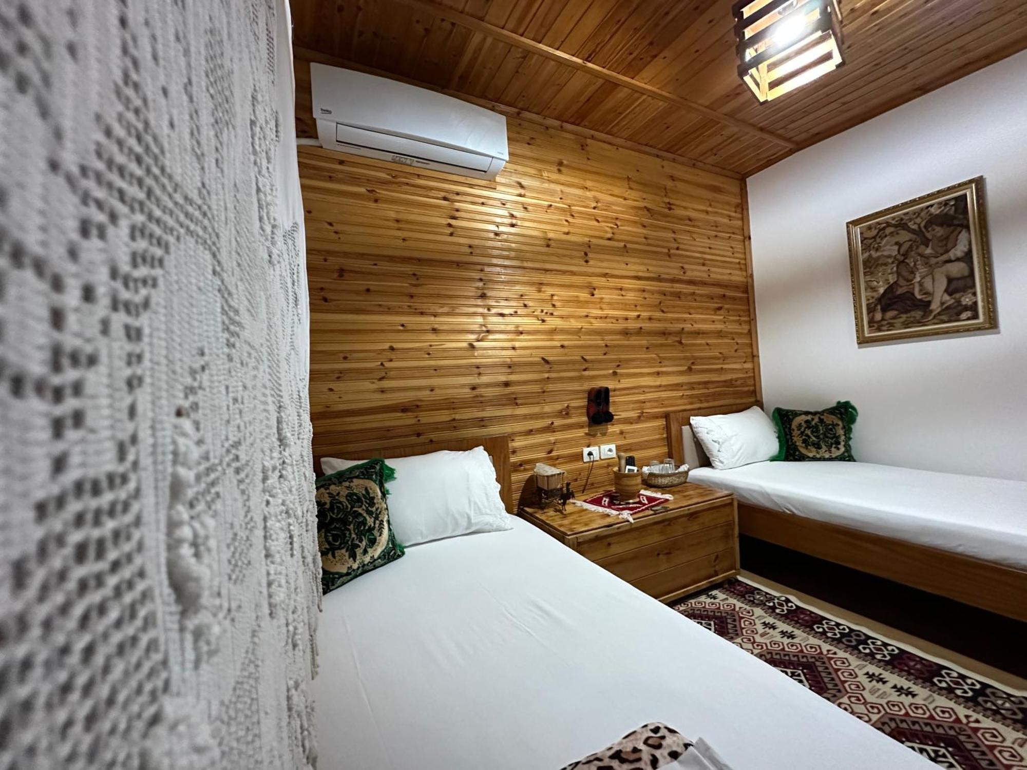 Ahmetaj Guest House Gjirokastër Exterior foto