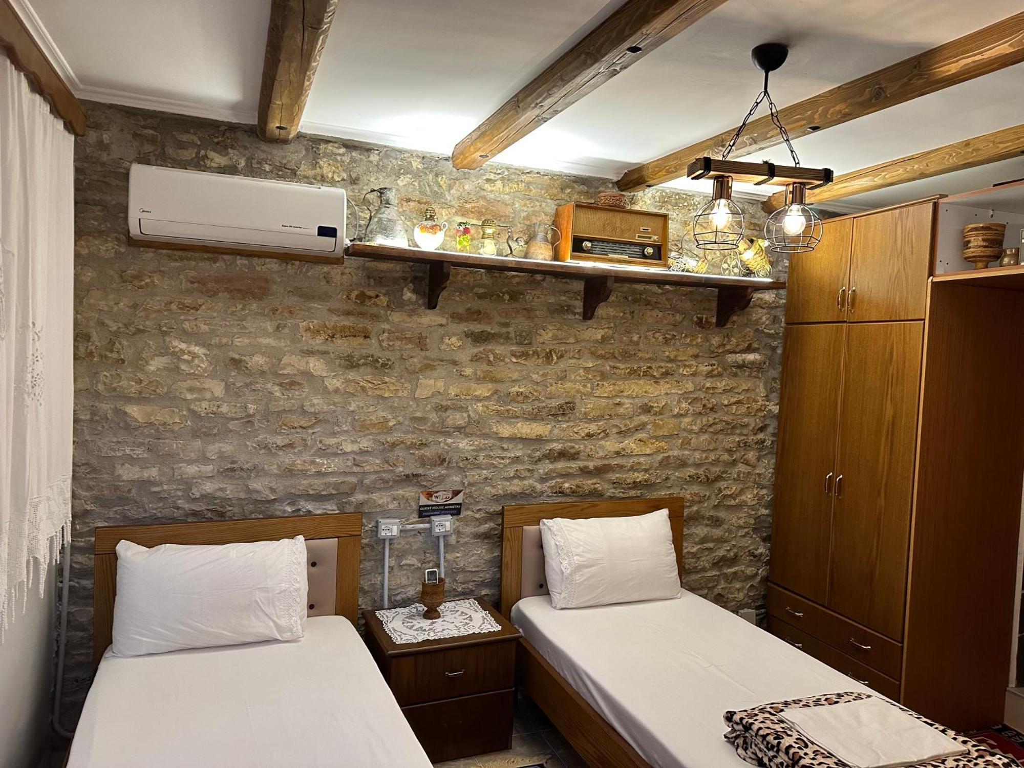Ahmetaj Guest House Gjirokastër Exterior foto